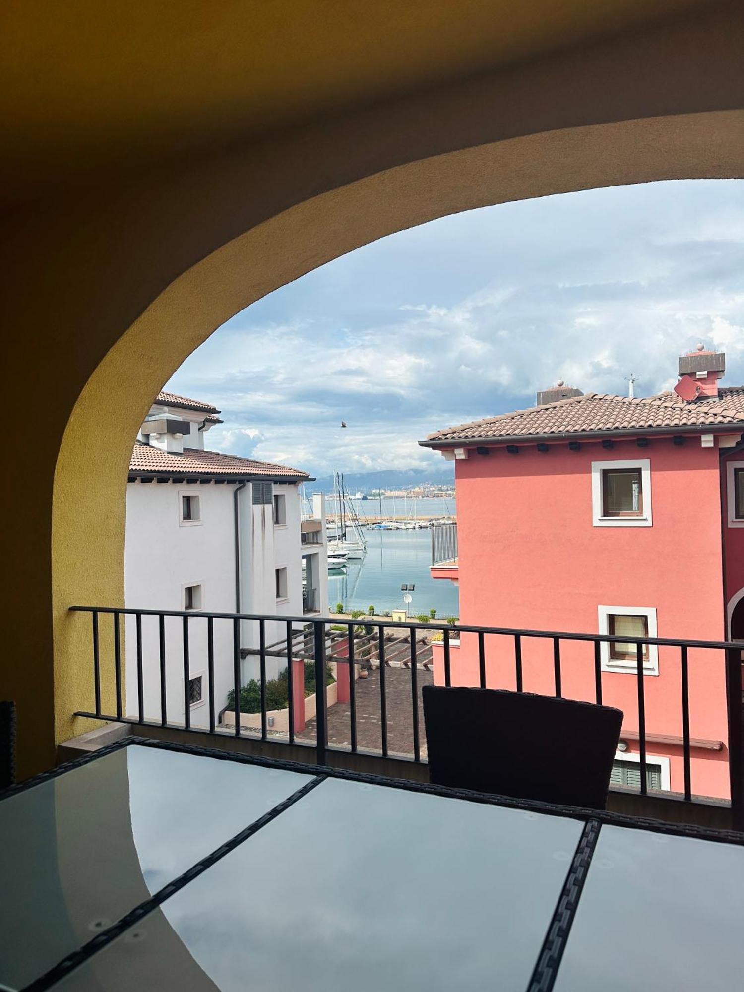 Apartment Claudia Муджа Экстерьер фото